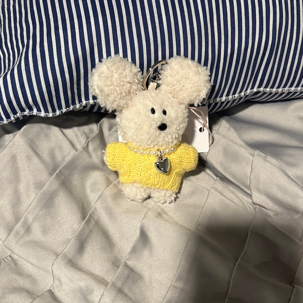 Yellow and White Plush Key chain - Picture 5 of 5
